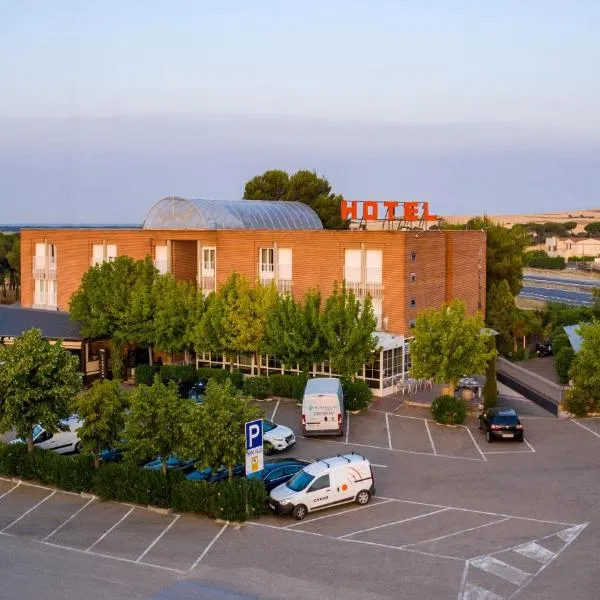 La Colina, hotel em Villamarciel