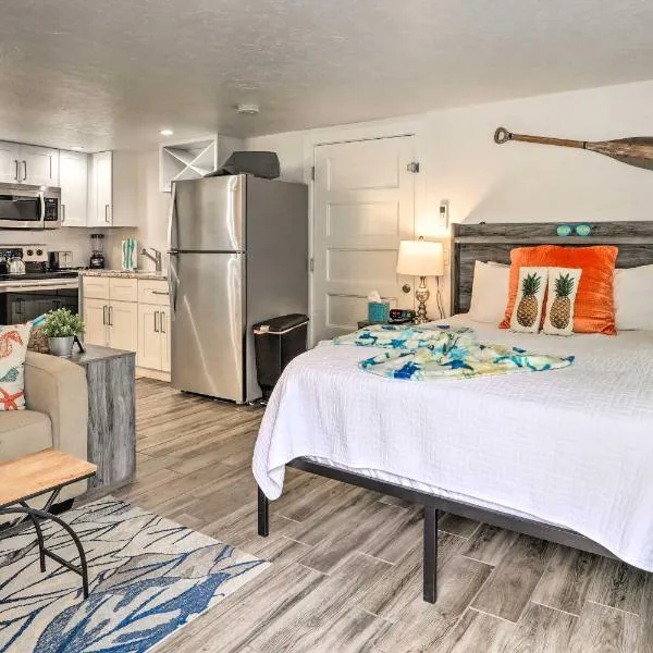 Cozy Siesta Key Dream Inn Rental Less Than half Mi to Beach, hotel in Siesta Key