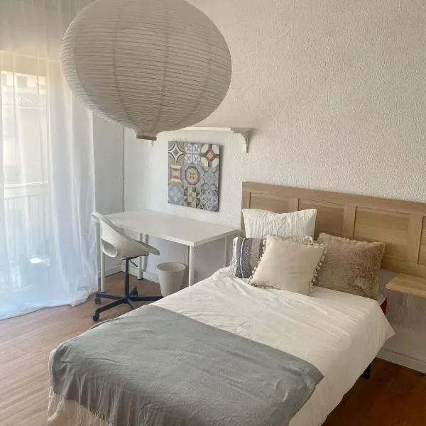 Guest house Croqueta Espinardo, hotel in Espinardo