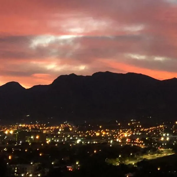 Paarl Views, hotel v destinaci Paarl
