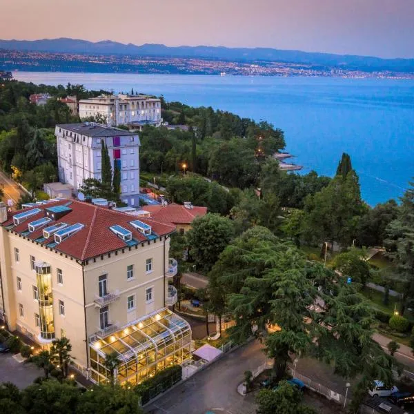 Hotel Villa Eugenia, hotell i Lovran