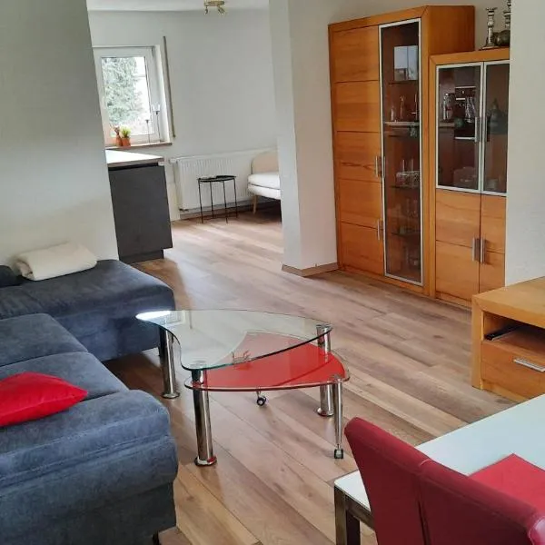 Fritz - Moderne FeWo mit Garten für Urlaub & Work & LEGO in Giengen-Burgberg, hotel a Giengen an der Brenz