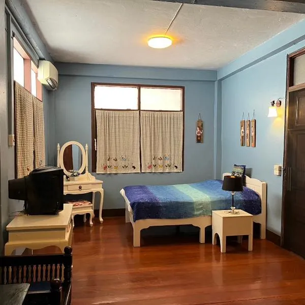 Herritage Piman since 1940, hotel in San Kamphaeng