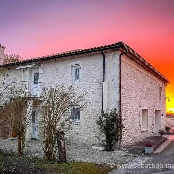 Valeyrac에 위치한 호텔 Chambres d'Hôtes Château Pierre de Montignac