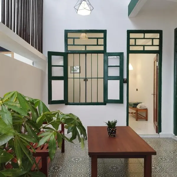 Nanyang Homestay 3 rooms 10 pax- Ground Floor, Hotel in Sibu