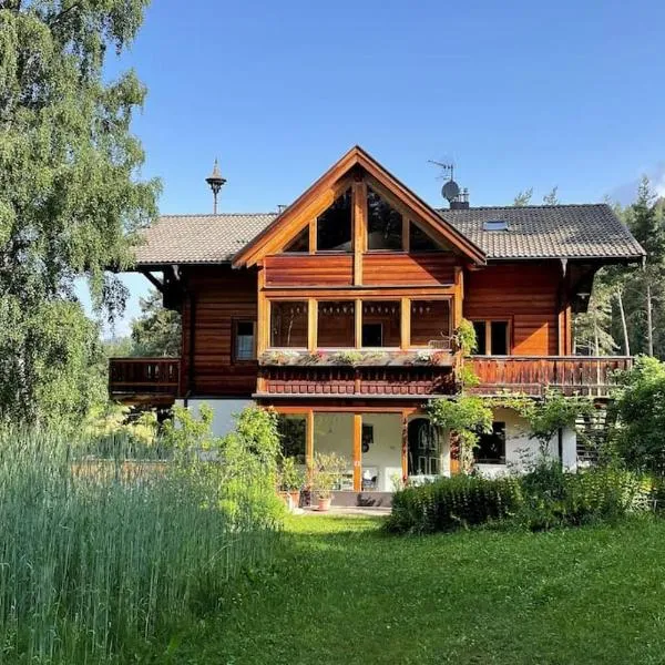 Chalet am Waldrand, hotel in Verano
