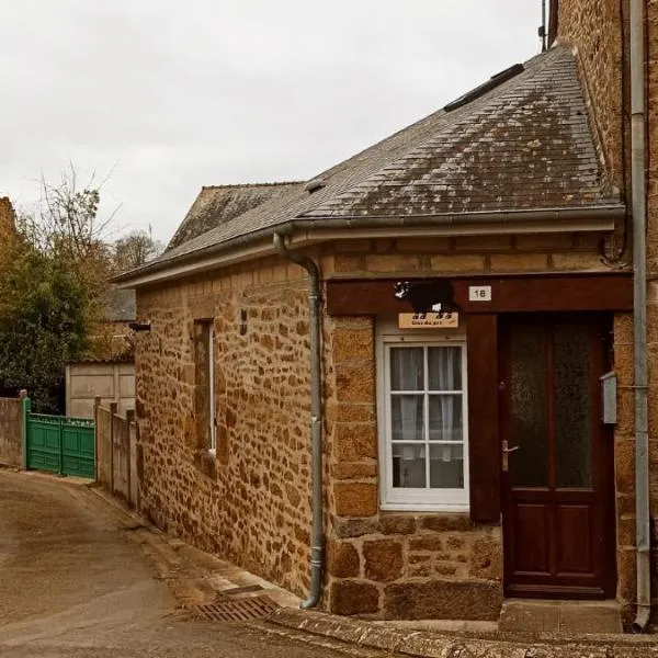 gite du pré, hotel v destinaci Gorron