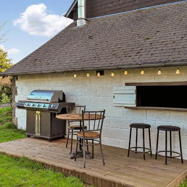 Cozy Home In Saint-Brice-De-Landell, hotel i Saint-Brice-de-Landelles