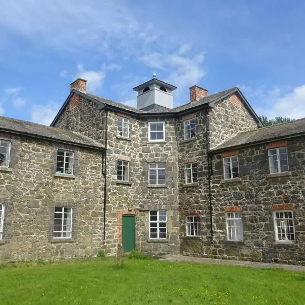 Llanfyllin Workhouse - Y Dolydd、Llanfyllinのホテル