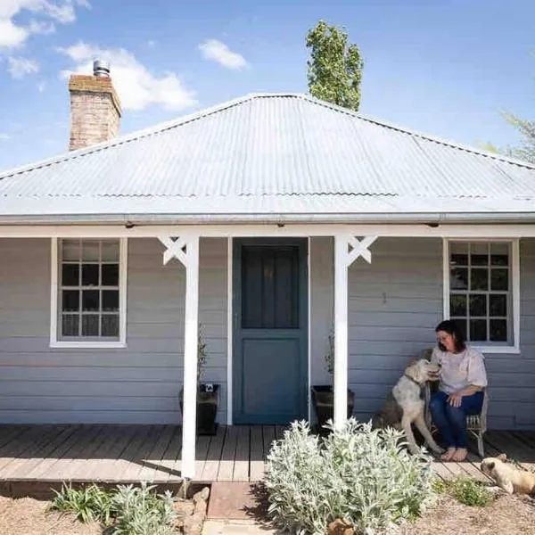 Woolbrook Cottage - Charming 1890's Heritage, hotel in Taralga