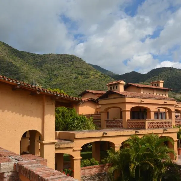 Villas Danza del Sol, hotel in San Juan Cosalá