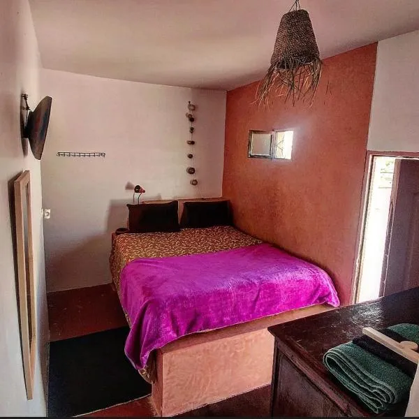 Hippie Chic - Room La Grotte, hotel en Sidi Kaouki