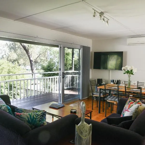 Paradise Bungalow Waterfront, ξενοδοχείο σε Sanctuary Point