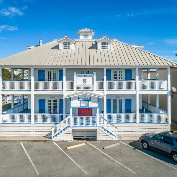 St George Inn: St. George Island şehrinde bir otel