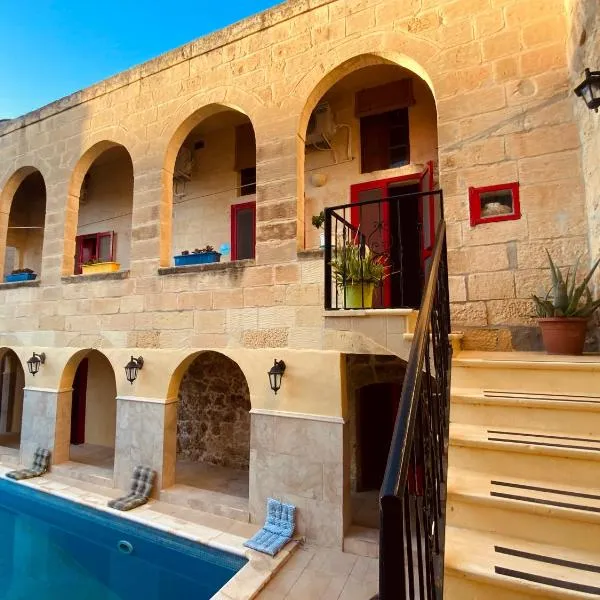 Gozo Sunset Guesthouse, hotel a Qala