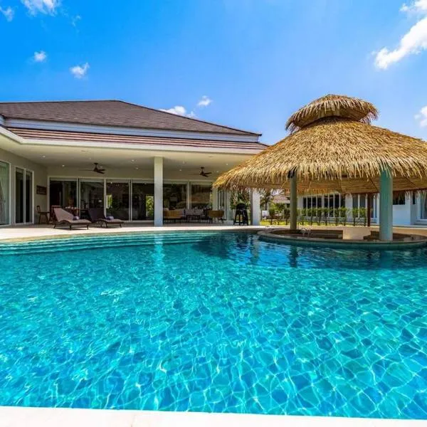 Luxury 7 Bedroom Pool Villa WL67, hotel v destinaci Hua Hin
