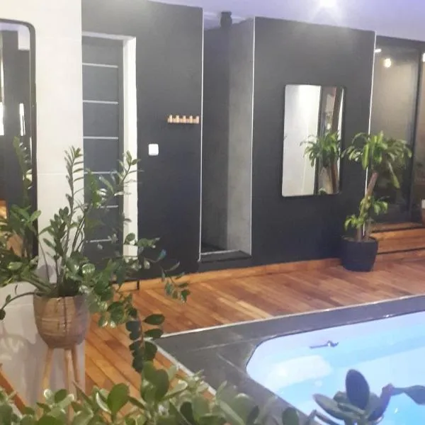 A l'Origine, hotel v destinaci Lille