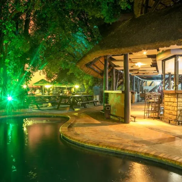 The Victoria Falls Waterfront, hotel en Sankaia