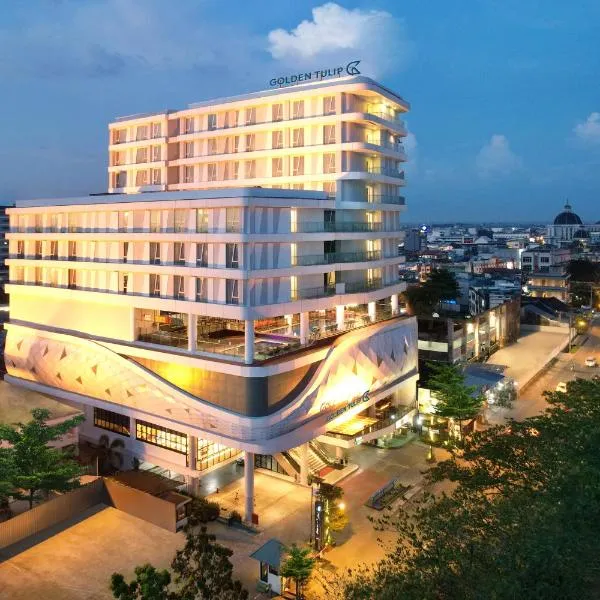 Golden Tulip Pontianak, hotel a Pontianak