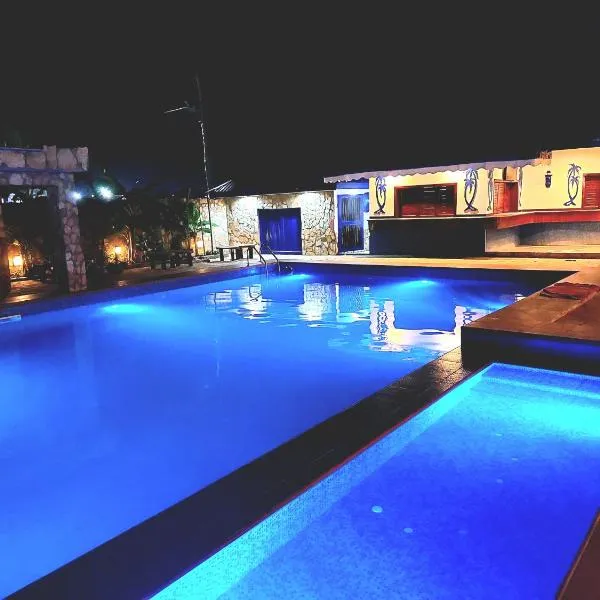 Blue Palm Resort Ghana, hotel em Prampram