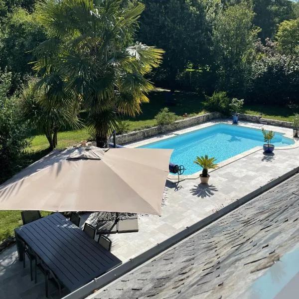 Villa Cassandre, hotel v destinácii Esvres