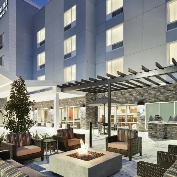TownePlace Suites by Marriott Leesburg, hotel en Silver Lake