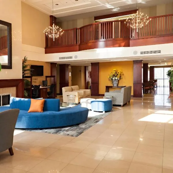 Fairfield Inn & Suites by Marriott Somerset โรงแรมในซอมเมอร์เซ็ท