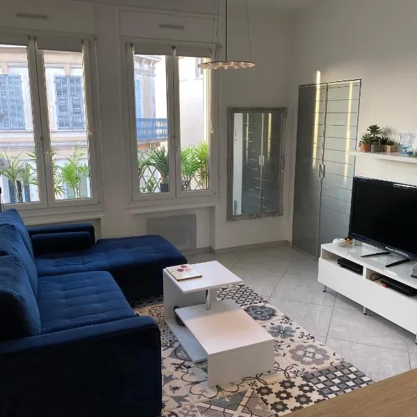 Appartement Key West à Saint Raphaël, hotel v destinaci Saint-Raphaël