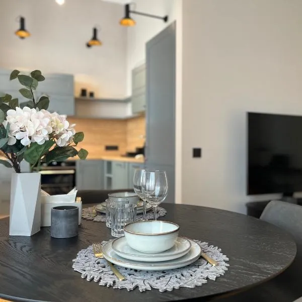 Lutsu Residents - Unique apartment in Old Town, Keyless, hotel v destinaci Tartu
