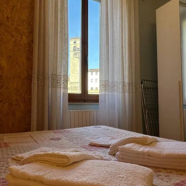 카스텔누오보 디 가르파냐나에 위치한 호텔 Dimitri's House! view of the Cathedral