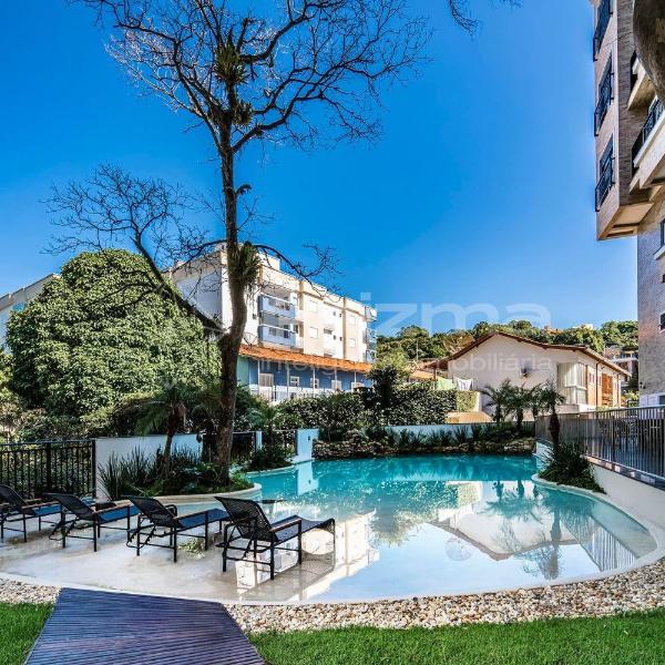303 Bl 01 - WaldGarten Bombinhas - 50 m do Mar e Frente Avenida - Condomínio de Alto Padrão - Piscina - Academia - Salão de jogos