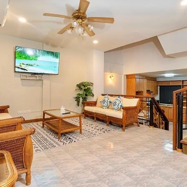 Solene Home Patong, hotel v destinaci Pláž Patong