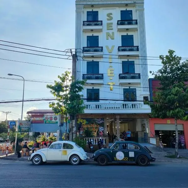 Hotel Sen Việt Bạc Liêu, hotell i Xóm Nhà Mát