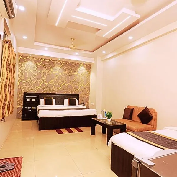 Hotel Nexus, hotell i Lucknow
