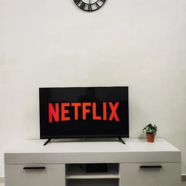 Homestay Temerloh Near Hospital 4Bedroom 4Air-cond 10pax Free Wi-Fi Netflix, hotel in Temerloh