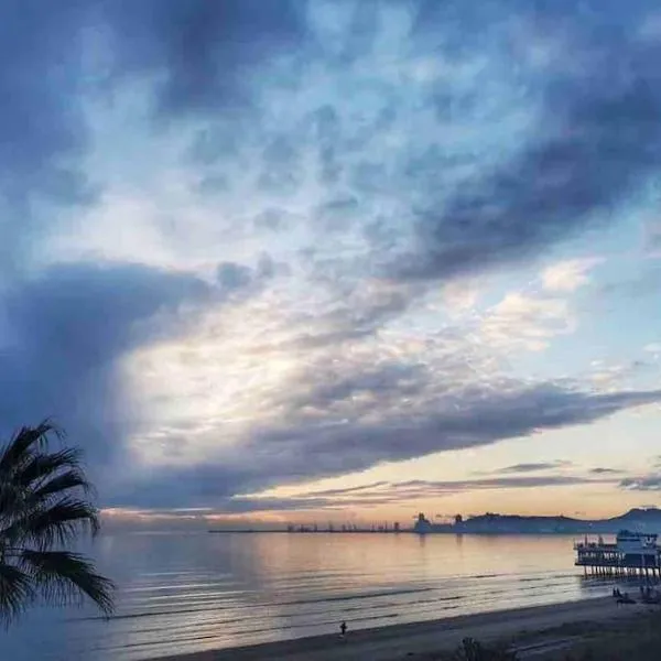 Beautiful Sea View Apartment, hotel v destinaci Durrës