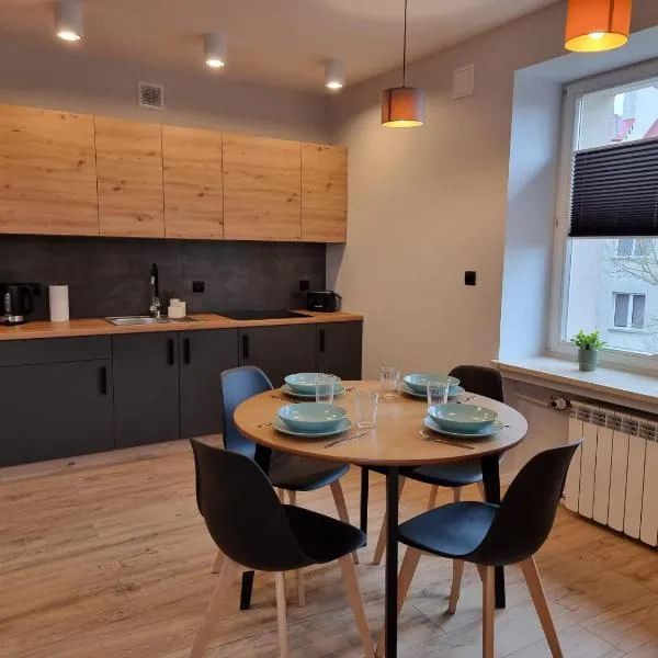 Piękny apartament przy parku, blisko dworca, centrum Radom, hotel v destinaci Radom
