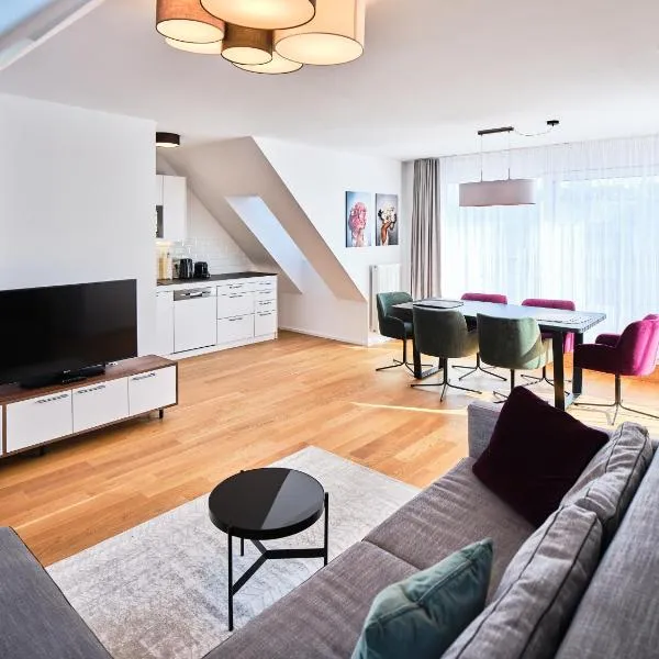 MyFavorit Apartments - Spacious Apartments next to Puplic Transport U1 direct connection to Citycenter, hotel in Vienna