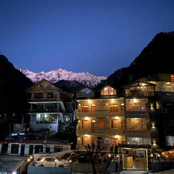 Dhi Ananta Homestay - Pure Veg, hotel v destinaci Kasol