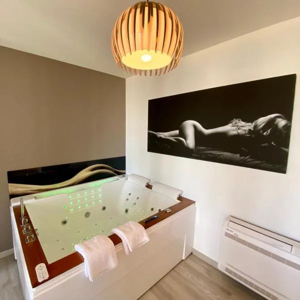La Vague Tendresse - Vue mer - Jacuzzi & Sauna, hotell i Le Tréport