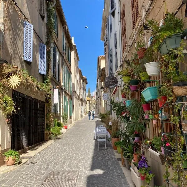Au Coeur de Cassis, hotel v destinaci Cassis