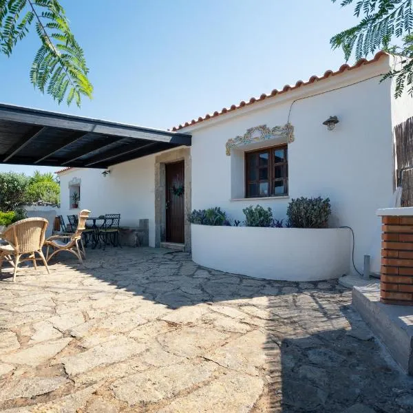 Cosy Farmhouse Quinta da Eira 140 years old, hotel in Loulé