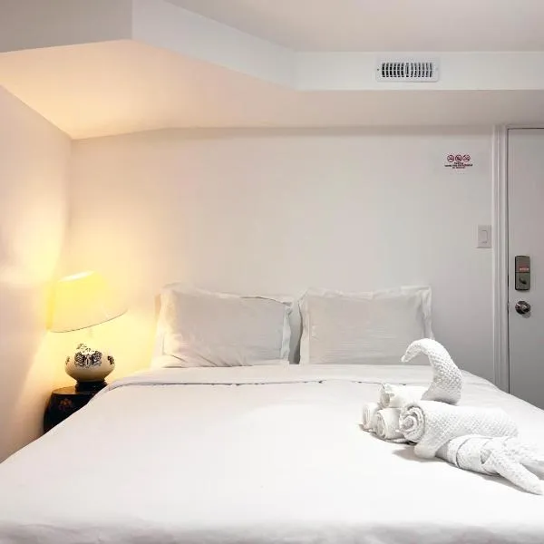 Simple & Tidy Private Rooms, hotel v destinaci Toronto