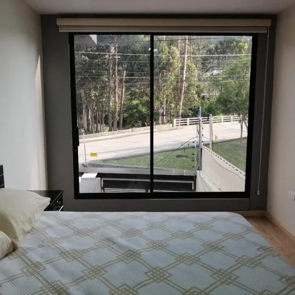 Departamento acogedor, nuevo y Amplio, hotel en Cuenca