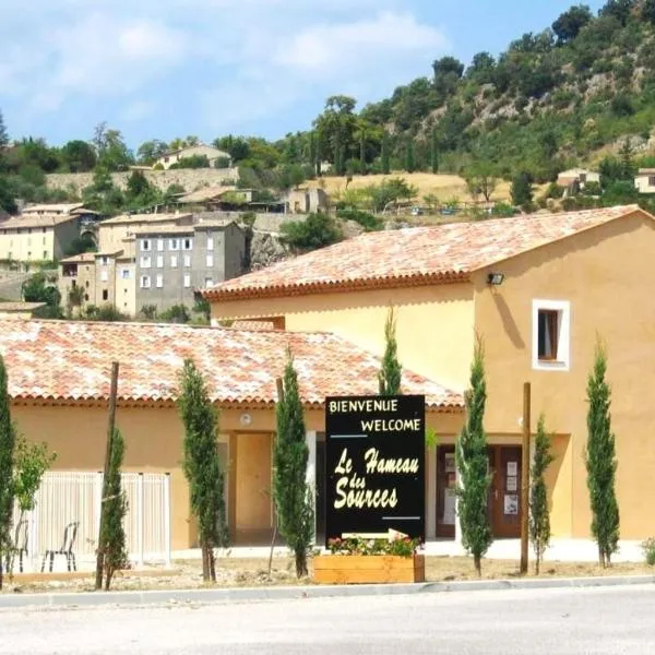 Le Hameau des Sources by Ateya, ξενοδοχείο σε Montbrun-les-Bains