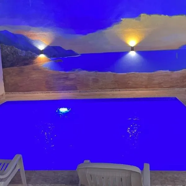 Complejo Giraflor, hotel v destinaci Pantoja
