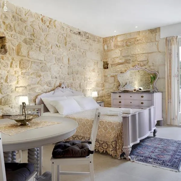 HyblaLifeRooms, hotell sihtkohas Ragusa