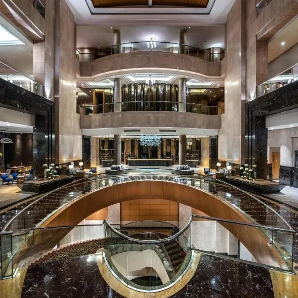 The Ritz-Carlton Jakarta, Mega Kuningan, viešbutis Džakartoje