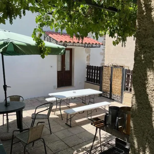 da sciuri case vacanza Barisciano, hotel v destinácii Barisciano