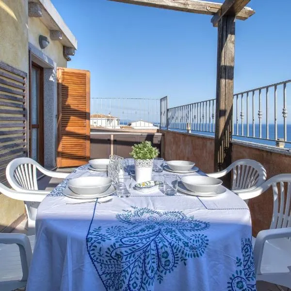 Attico Castelsardo con vista mare, hotel Castelsardóban